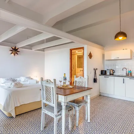 La Residencia Tarifa