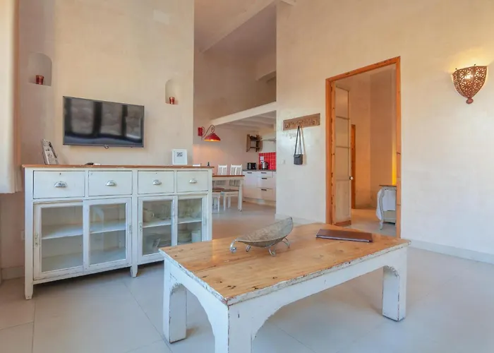 La Residencia Tarifa