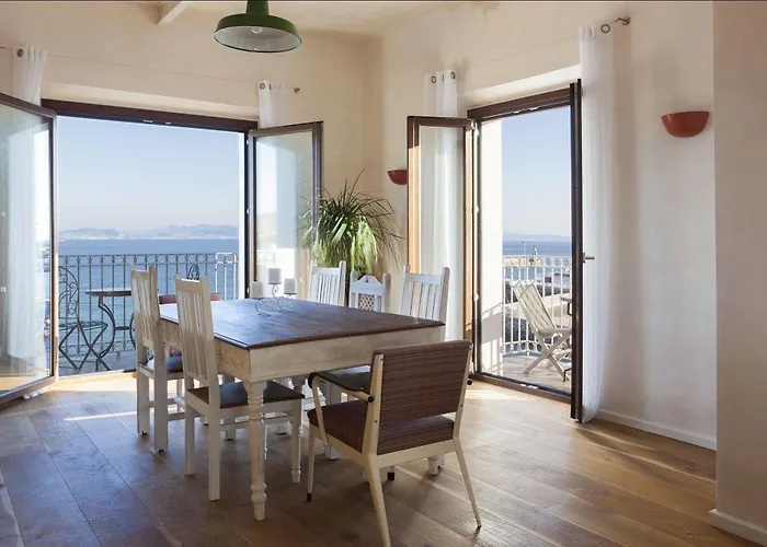 La Residencia